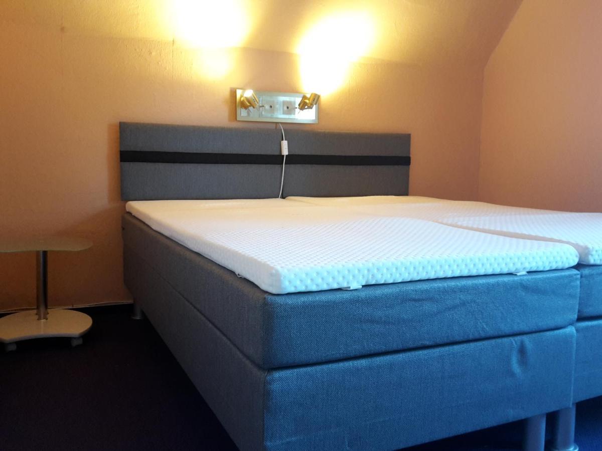 Ferienwohnung Dresden West Екстер'єр фото