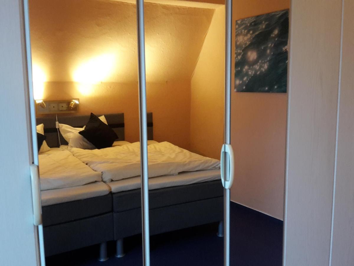 Ferienwohnung Dresden West Екстер'єр фото